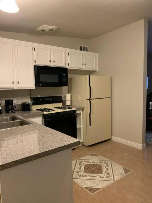 Vegas Fun Spot Apartment Las Vegas Exterior photo